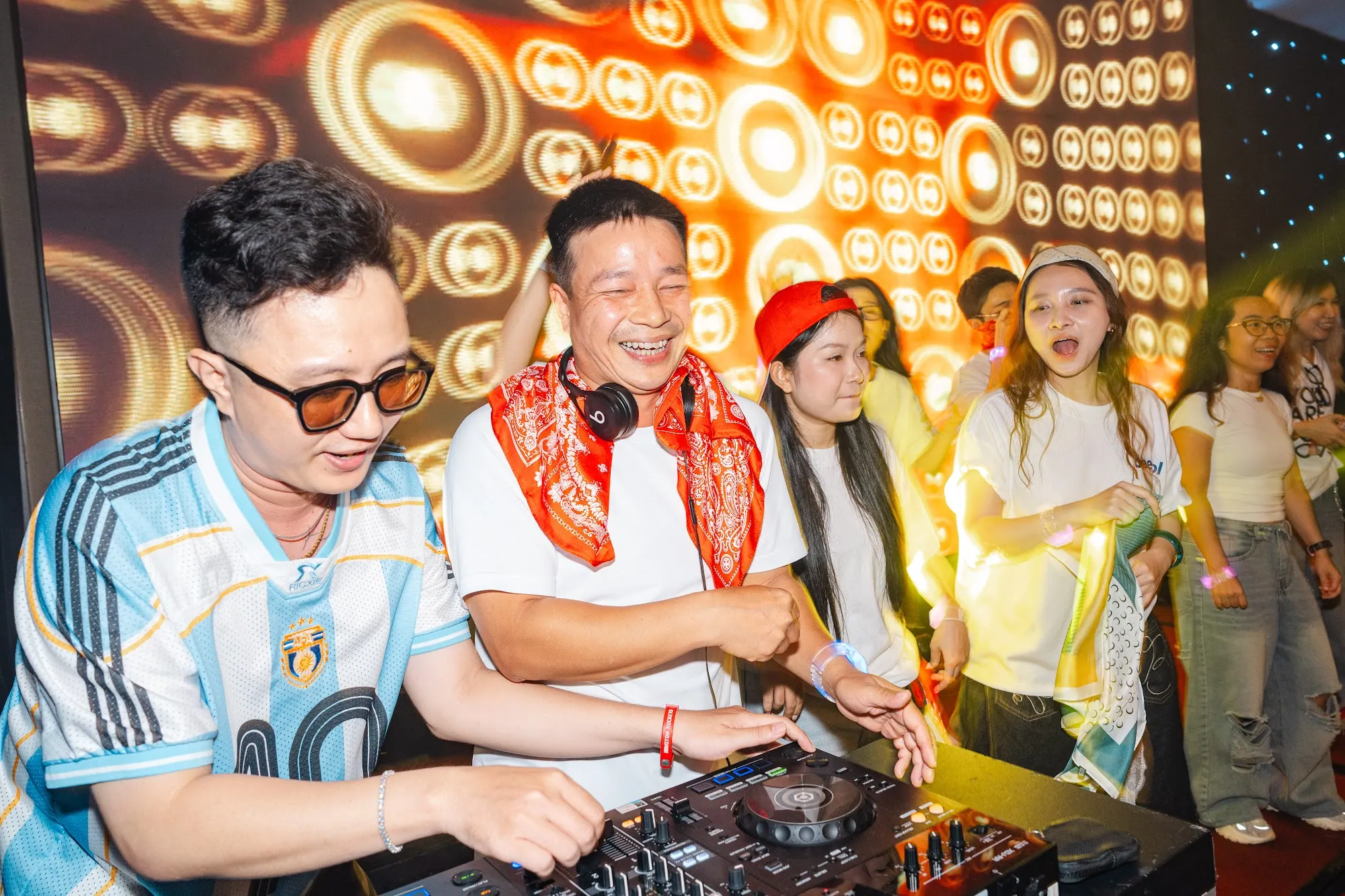 Hội nghị – Team Building – Gala “Together We Sing” 2026 – COSCO Shipping