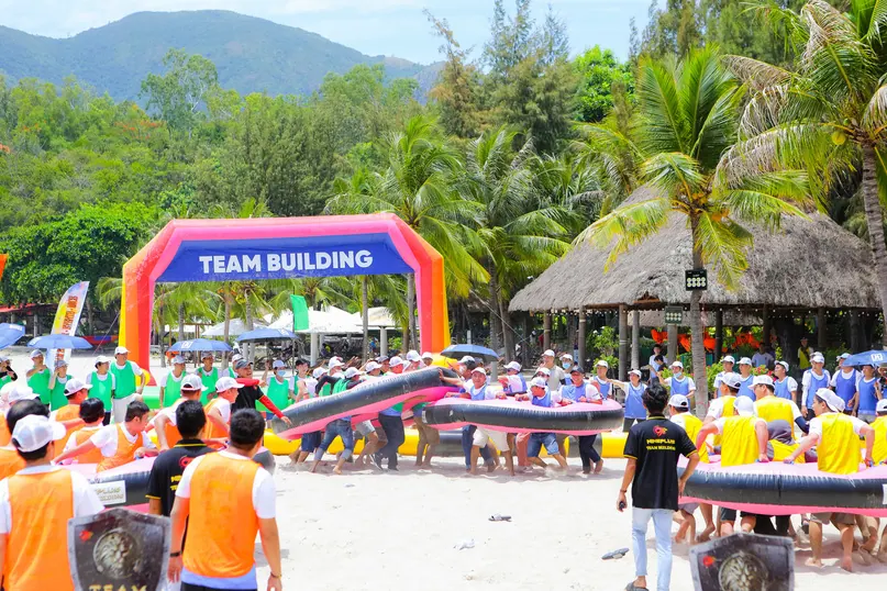 Team Building Diamond Bay – Quân Đạt Group