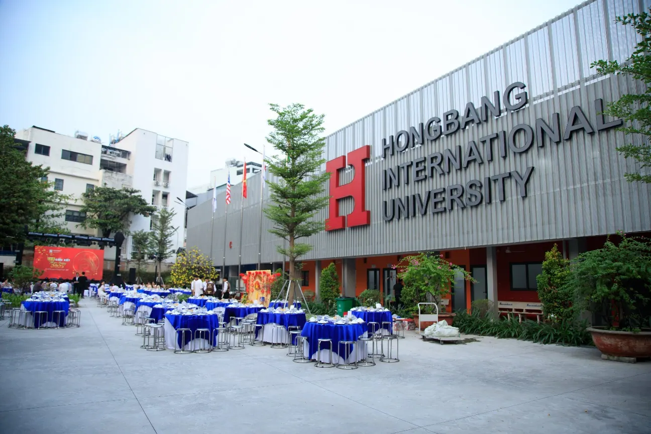 Year End Party 2024 – ĐH Quốc tế Hồng Bàng
